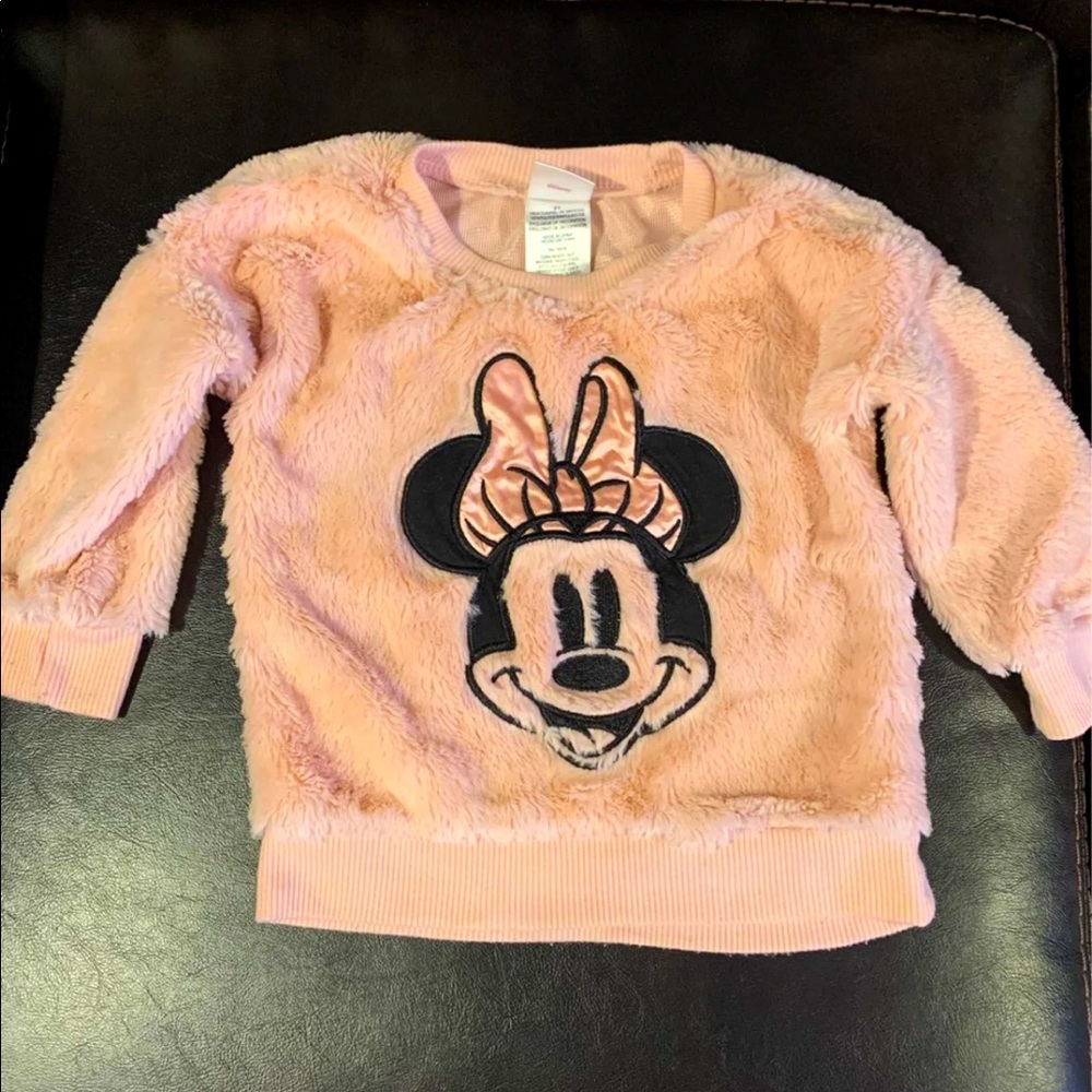 5/$15 2T Minnie Mouse sweater